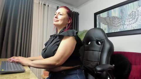 victoriapaker online show from March 28, 2026, 11:32 am