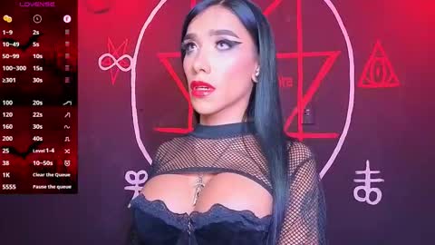 Victoria Vampire online show from November 16, 2025, 3:45 am