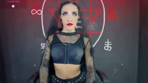 Victoria Vampire online show from June 14, 2026, 5:42 am