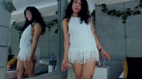 Snapshot of victoriawills_ chatting on December 20, 2024, 9:17 pm ADRIANA online show from December 20, 2024, 9:17 pm