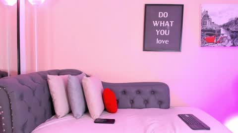 Victoriazans online show from April 1, 2026, 11:00 am