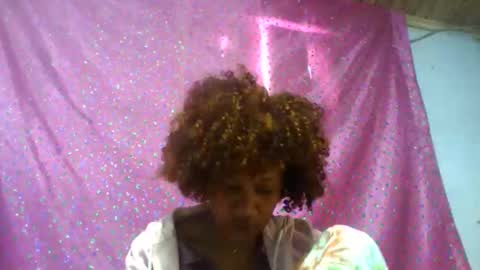 victorine315 online show from December 17, 2025, 5:57 am