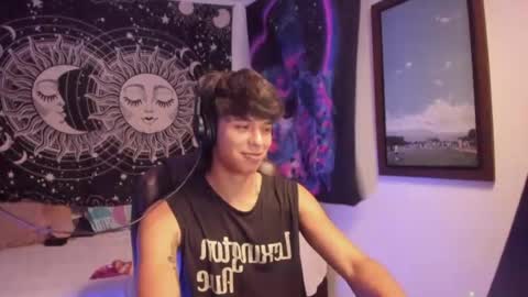 Victorino Jhonson online show from July 22, 2026, 7:00 am
