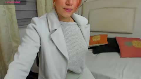 Snapshot of victorya_sweet3 chatting on June 26, 2026, 10:19 am Victoria online show from June 26, 2026, 10:19 am