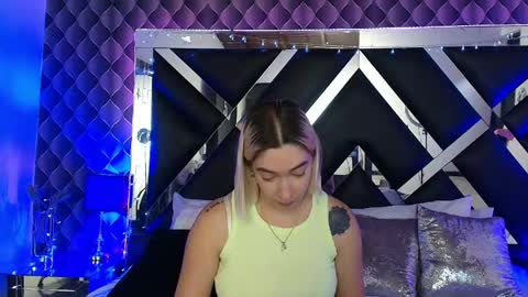 victtoria lee online show from May 19, 2026, 8:59 pm