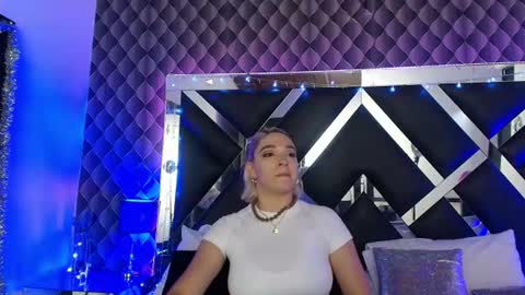 victtoria lee online show from July 18, 2026, 6:56 pm