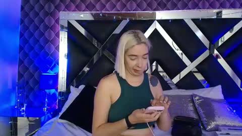 victtoria lee online show from July 21, 2026, 7:38 pm