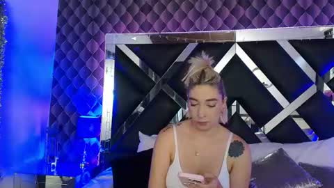 victtoria lee online show from July 28, 2026, 7:39 pm