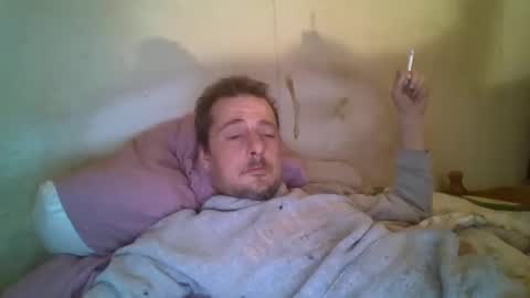 Snapshot of vids1977 chatting on February 17, 2025, 11:02 am vids1977 online show from February 17, 2025, 11:02 am