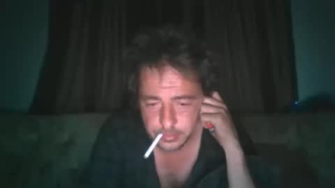 Snapshot of vids1977 chatting on October 18, 2025, 11:55 am vids1977 online show from October 18, 2025, 11:55 am