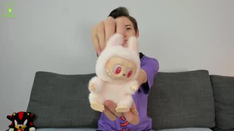 Viego Pattel online show from October 27, 2025, 6:17 am