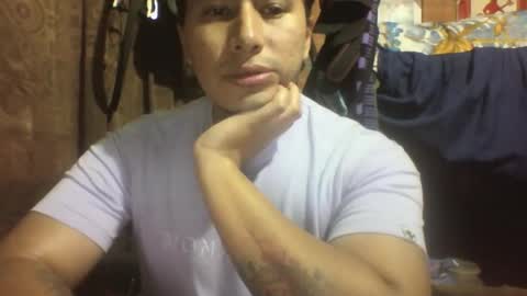 Snapshot of viernes1010 chatting on November 24, 2025, 1:00 pm viernes1010 online show from November 24, 2025, 1:00 pm