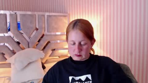 Snapshot of viioletamora chatting on January 29, 2025, 10:11 pm Violeta online show from January 29, 2025, 10:11 pm