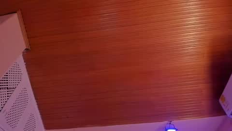 Viiolett online show from January 9, 2025, 1:18 am