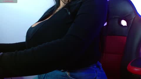 viioleta online show from February 18, 2026, 12:23 pm