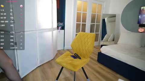 vika54784 online show from February 27, 2025, 7:23 am