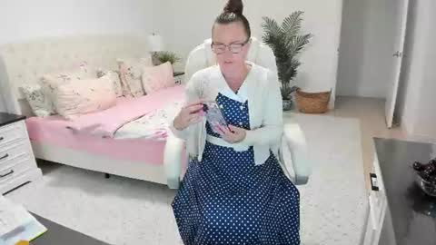 Ukrainian-woman online show from July 17, 2026, 11:50 am