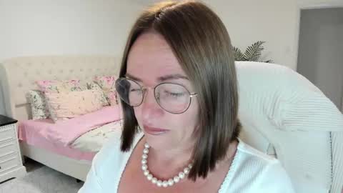 Ukrainian-woman online show from July 27, 2026, 11:39 am