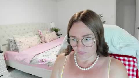 Ukrainian-woman online show from July 28, 2026, 12:48 pm