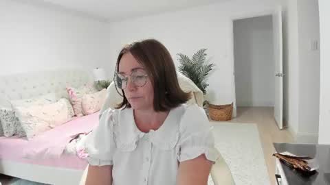 Ukrainian-woman online show from July 28, 2026, 6:20 pm
