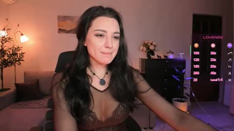 Viki Bellson online show from March 19, 2026, 4:33 pm