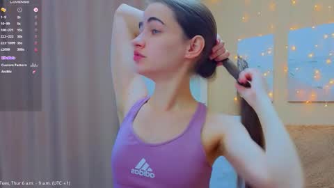 vikiberry online show from March 24, 2026, 5:01 am