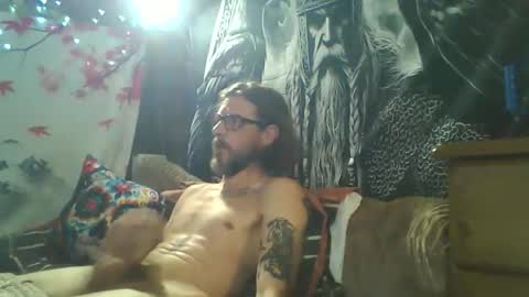 viking43211 online show from October 12, 2025, 9:52 am