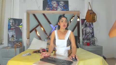 vikiTomson online show from January 9, 2025, 4:28 pm