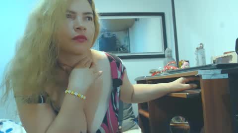 VIKKKTORIAAA online show from March 5, 2025, 5:29 am