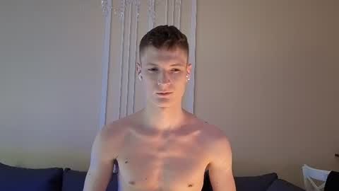 Snapshot of viksons chatting on July 8, 2026, 3:27 pm Max online show from July 8, 2026, 3:27 pm