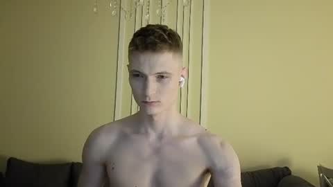 Snapshot of viksons chatting on July 19, 2026, 5:49 pm Max online show from July 19, 2026, 5:49 pm