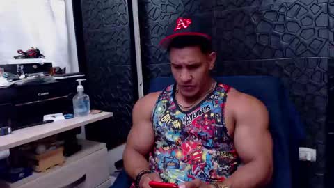 Viktor Herrera online show from February 4, 2025, 4:29 pm