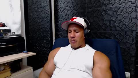 Viktor Herrera online show from February 28, 2025, 12:43 am