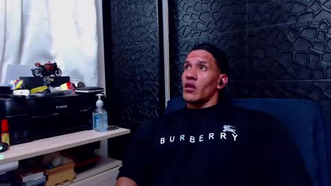 Viktor Herrera online show from March 8, 2025, 4:23 am