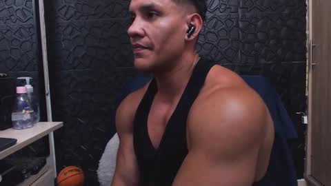 Viktor Herrera online show from October 4, 2025, 4:16 pm