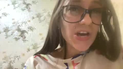 Sweett online show from February 23, 2025, 1:46 am