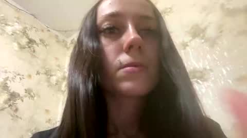 Snapshot of viktoria9898 chatting on May 14, 2026, 1:01 am Sweett online show from May 14, 2026, 1:01 am