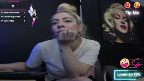 Viktoria online show from November 1, 2025, 1:18 am