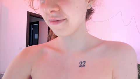 Vikky online show from December 17, 2024, 11:28 am