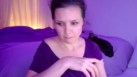 Snapshot of viktoriakiss chatting on November 23, 2025, 10:42 pm viktoriakiss online show from November 23, 2025, 10:42 pm