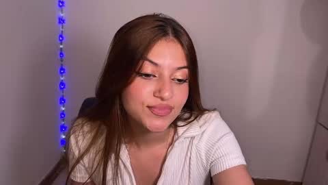 viky_evanss online show from May 21, 2026, 5:53 pm