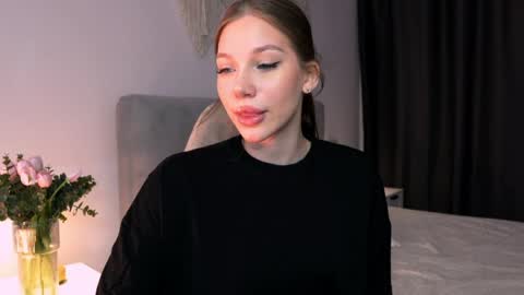 Villanelle online show from April 4, 2026, 9:01 pm