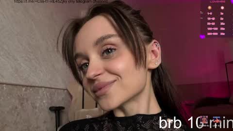 Eva online show from April 15, 2026, 2:07 am