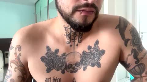 Vie online show from January 30, 2025, 6:21 pm