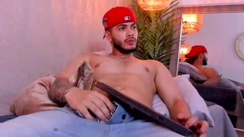 Vincent online show from September 24, 2025, 3:43 am