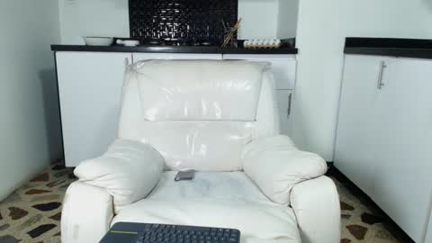 Snapshot of vincenthunter chatting on January 29, 2025, 10:22 pm Vincent online show from January 29, 2025, 10:22 pm