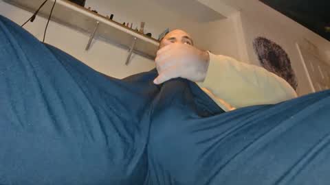 Snapshot of vineatspussnluvsit chatting on January 16, 2025, 9:16 am onlyhaveeyes4u online show from January 16, 2025, 9:16 am