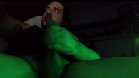 Snapshot of vineatspussnluvsit chatting on February 5, 2026, 12:21 pm onlyhaveeyes4u online show from February 5, 2026, 12:21 pm