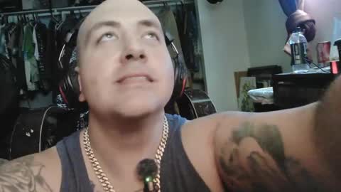 Snapshot of vineatspussnluvsit chatting on June 7, 2026, 9:29 pm onlyhaveeyes4u online show from June 7, 2026, 9:29 pm