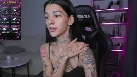 vinkitinkii online show from December 21, 2024, 6:30 am